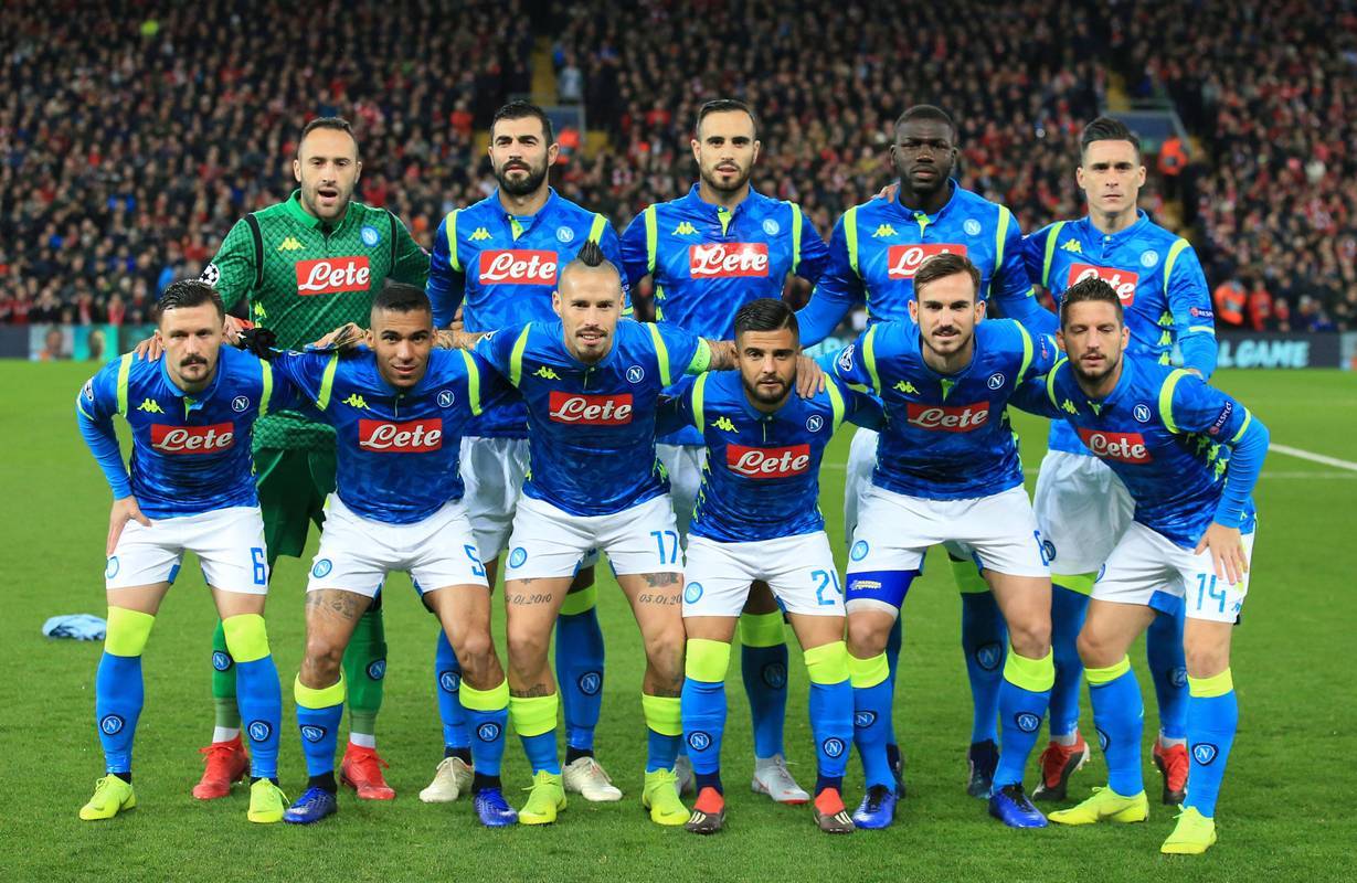 MK-里程碑夜那不勒斯绝杀压哨，意大利杯今夜刷纪录，气氛紧张，身体对抗强度拉满的简单介绍